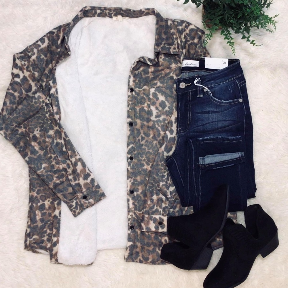NWT - Leopard Fur Button Up Flannel